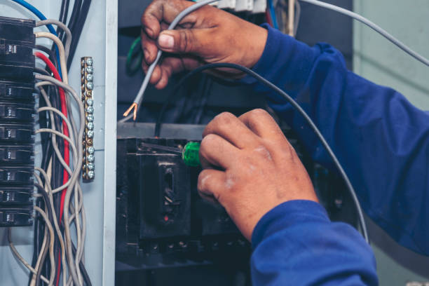 Best Electrical Installation Contractor  in Huntsville, MO